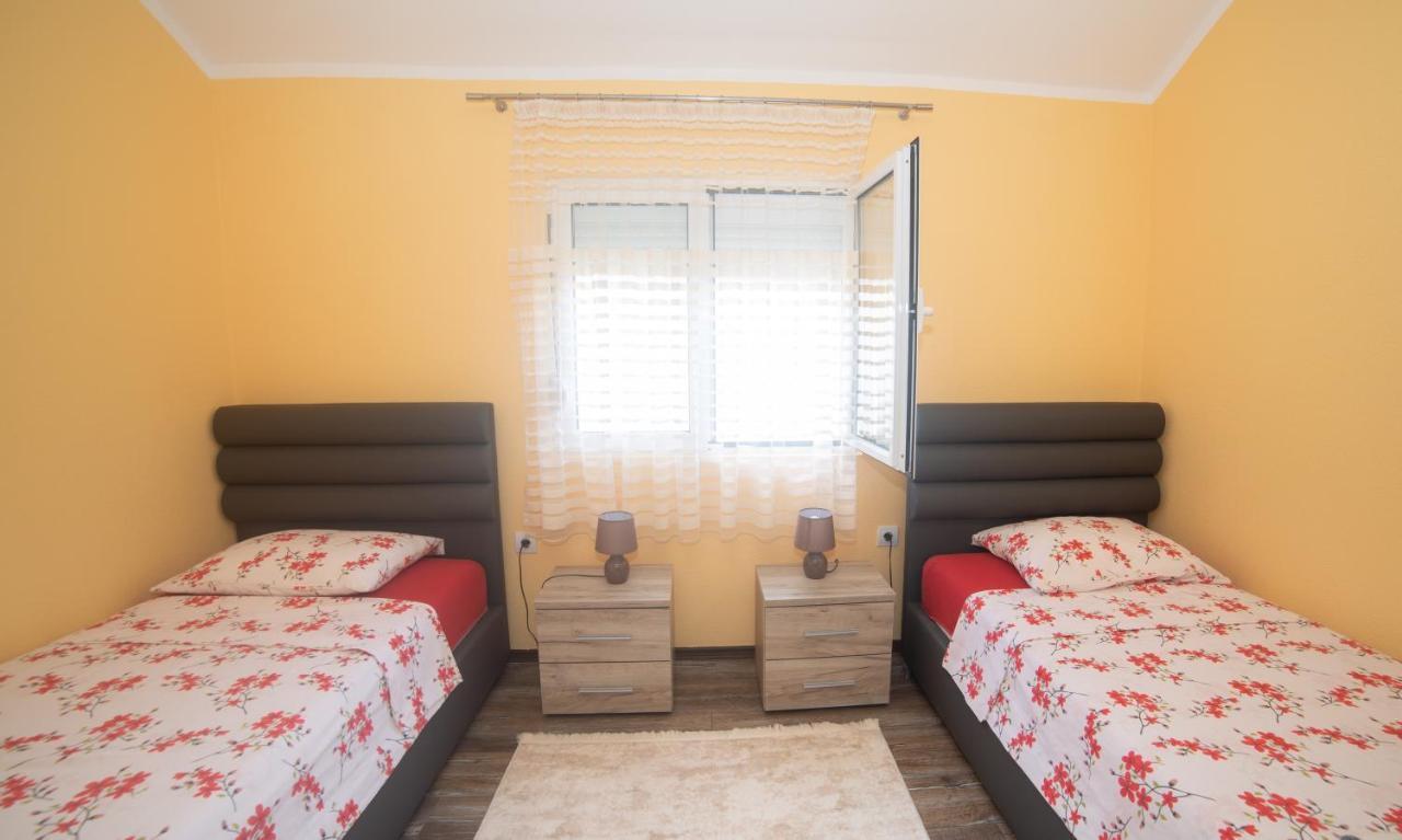 Apartment Milena Вирпазар Екстериор снимка